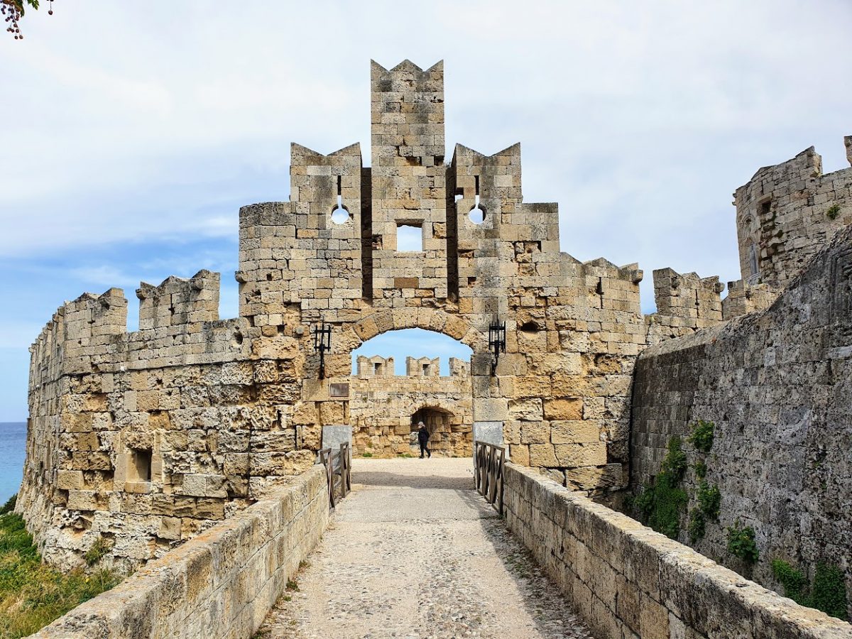 Rhodes Currency: Euros, ATMs and Exchanges