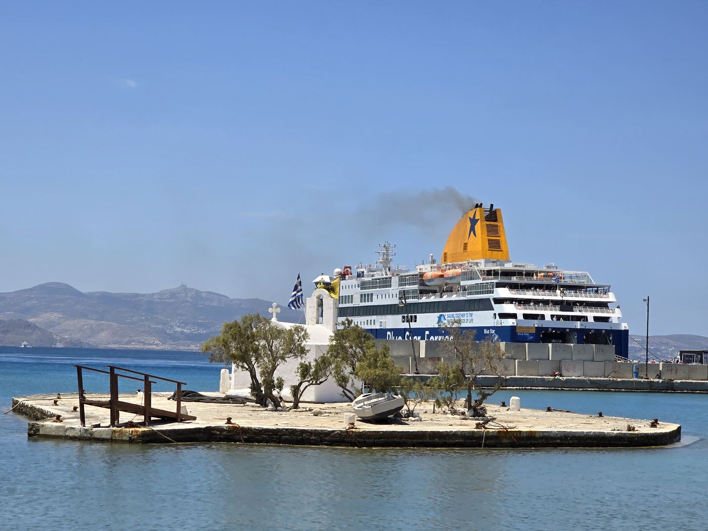 Naxos ferry port