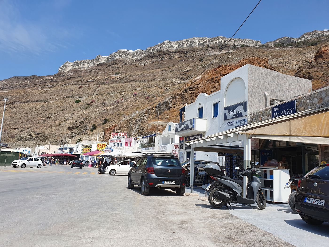 Santorini ferry port