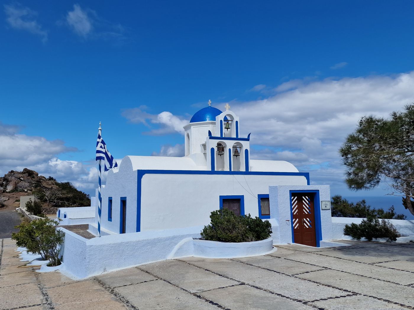Santorini ferry port