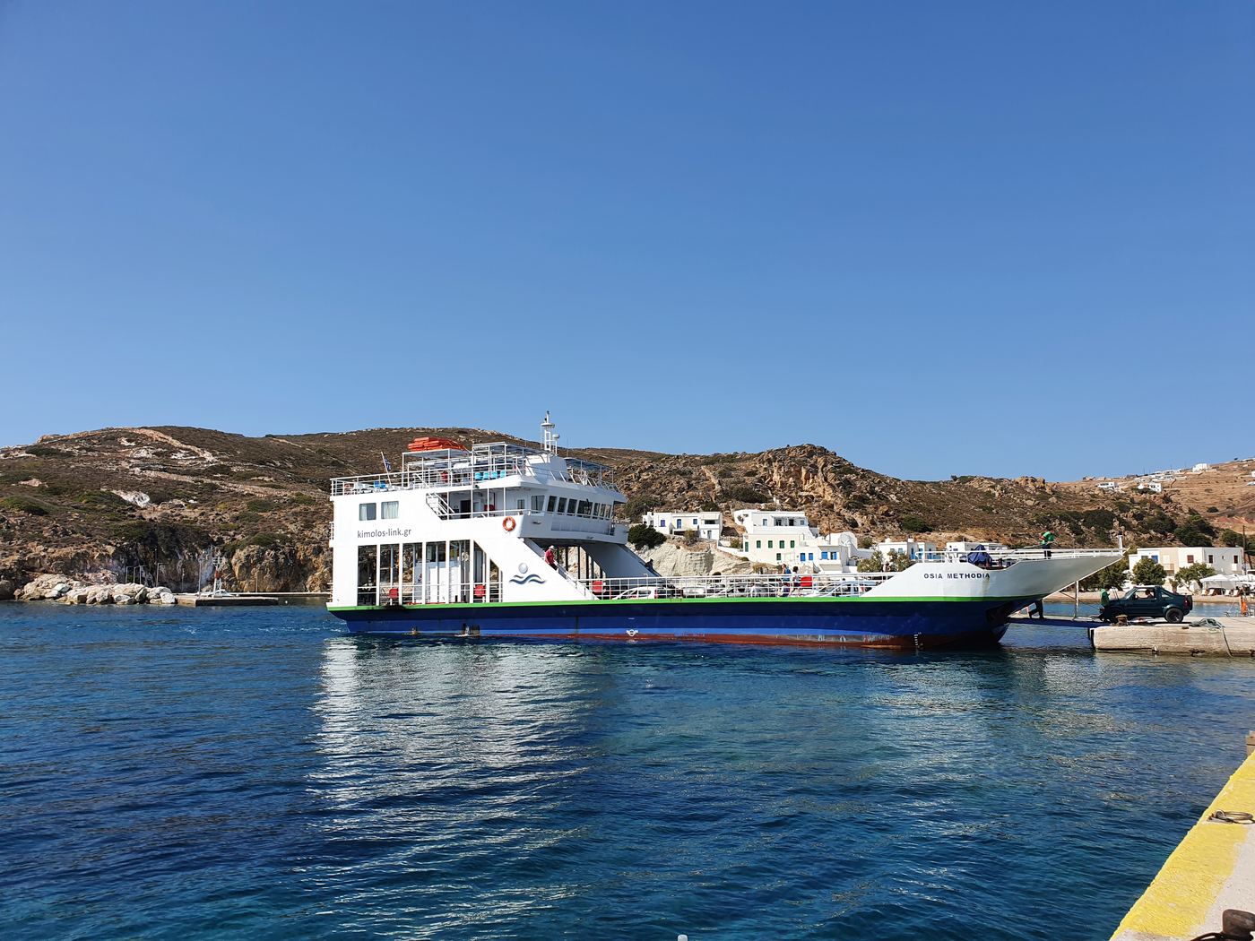 Kimolos ferry port