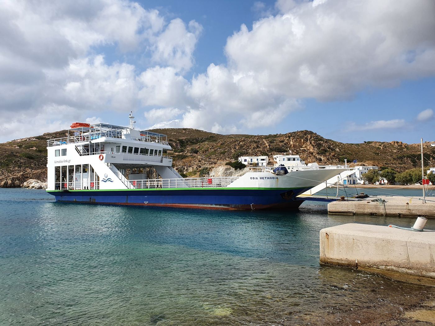 Kimolos ferry port