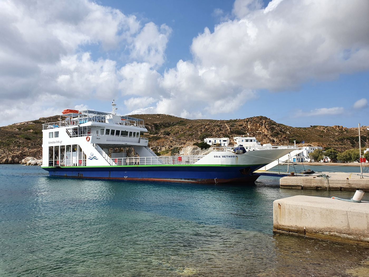 Kimolos ferry port