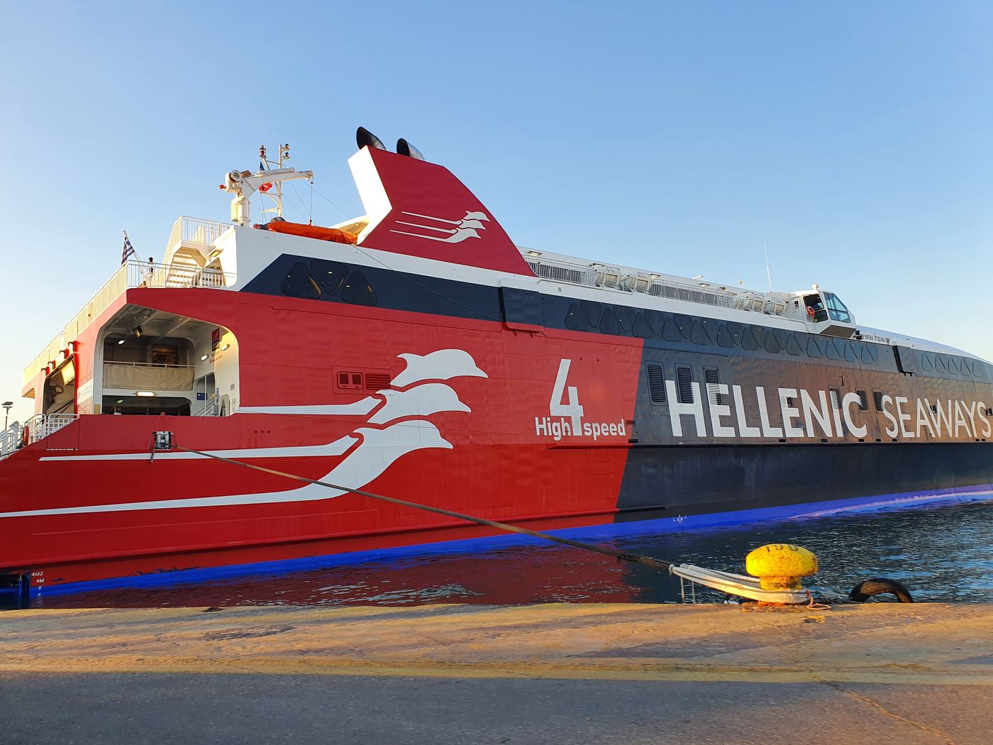 Piraeus ferry port